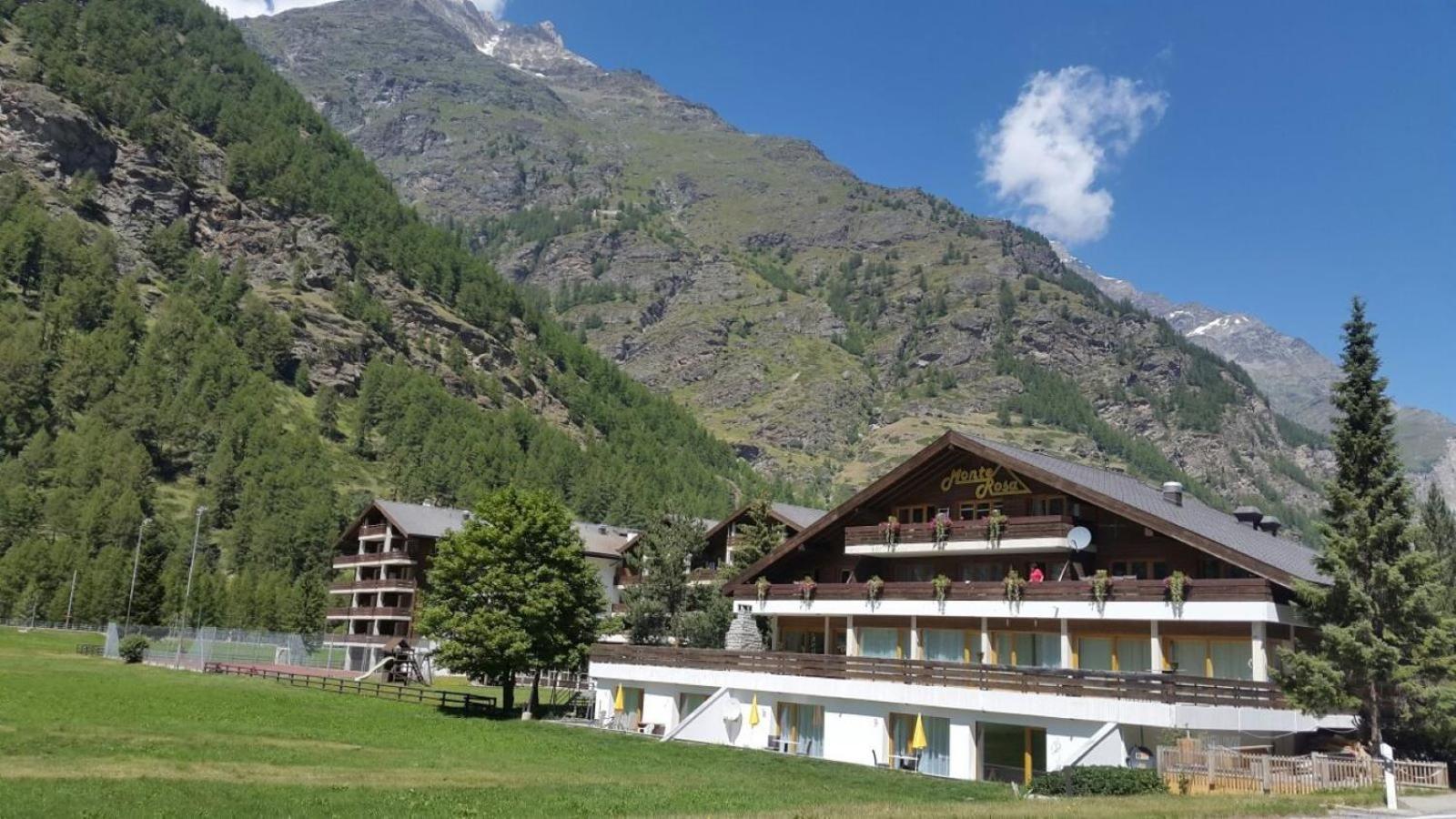 Monte Rosa Taesch, Apartments Mit Wellness Bereich 외부 사진